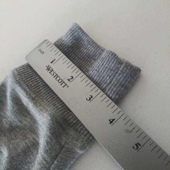 Victorias Secret women's size M gray and red pull over sweater - Picture 11 of 16